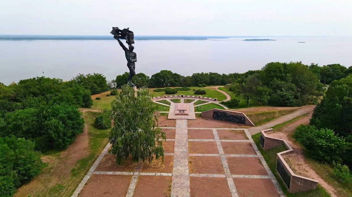 Таємниці Трахтемирова  