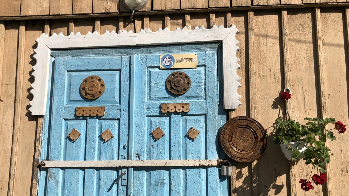 У Карпати за крокусами