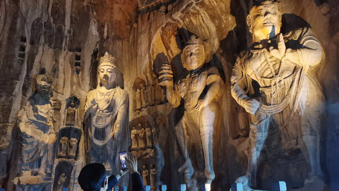 Груповий Гранд-тур до Китаю+Гонконг "Танок дракона" у супроводі представника Феєрії