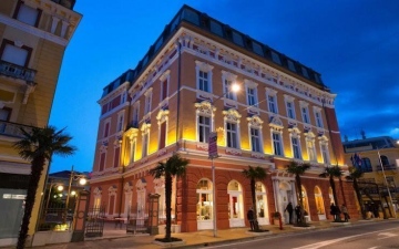 Hotel Continental 4*. Опатия