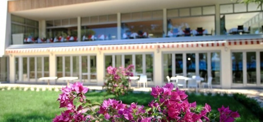 CRVENA LUKA HOTEL & RESORT 4*. Биоград-на-Мору