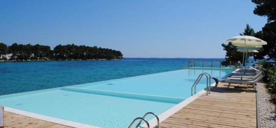 CRVENA LUKA HOTEL & RESORT 4*. Биоград-на-Мору