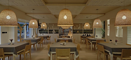  Hotel Osejava 4*. Макарска