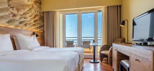 Calheta Beach 4* Кальета