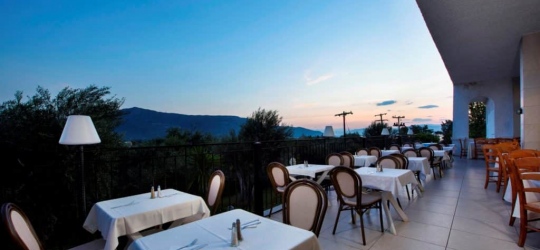 Magna Graecia Hotel 4*, Corfu